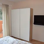 Apartmanovy Dom Romantika - 5 아파트